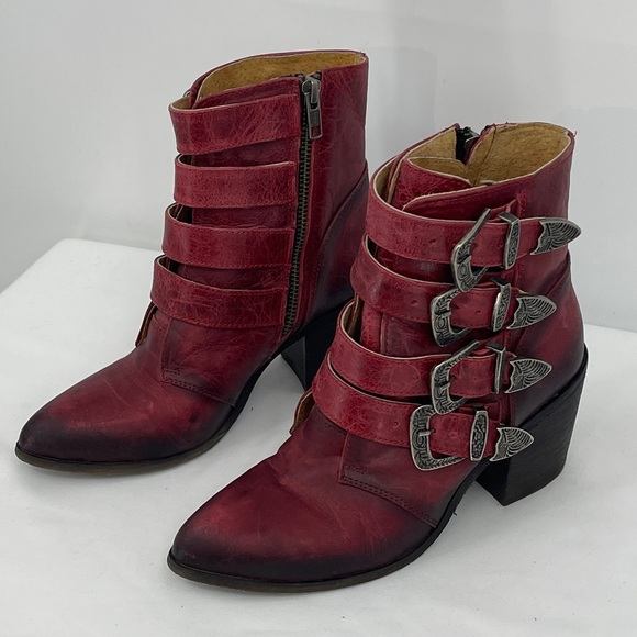Circle G Burgundy Leather Ankle Boots with Buckles WOMENS SIZE 6M - Picture 2 of 7